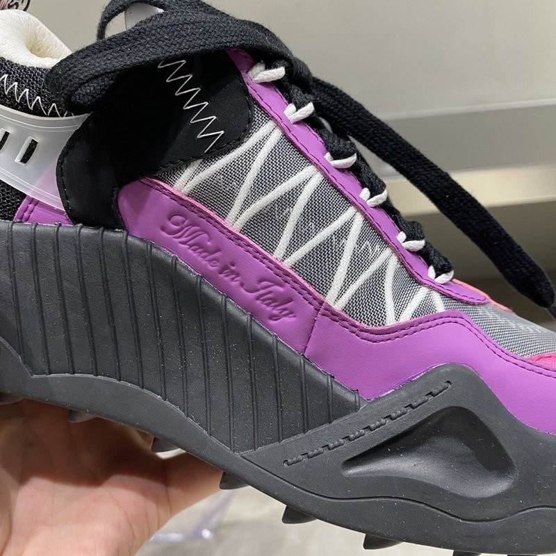 OF C/O ODSY-1000 SNEAKER