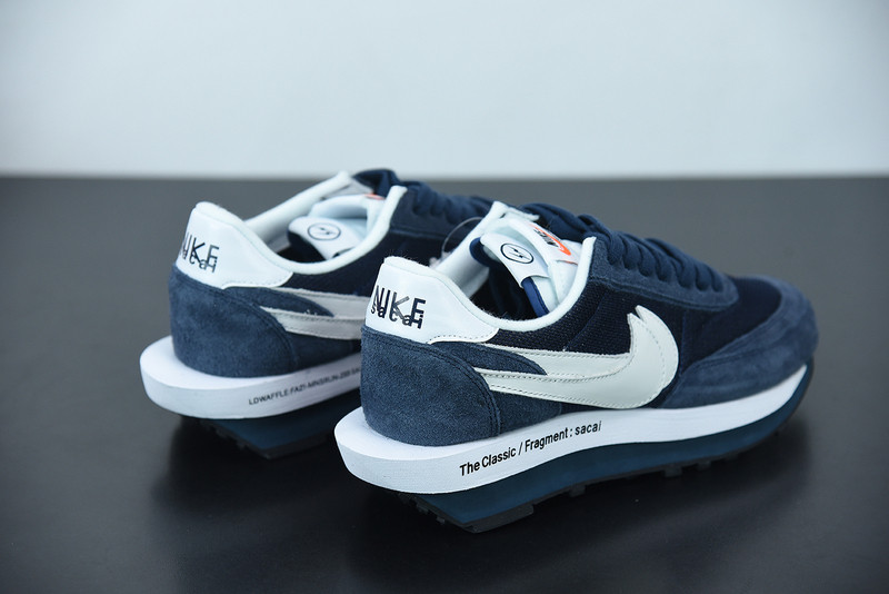 FRAGMENT X SACAI X NIKE LDV WAFFLE 