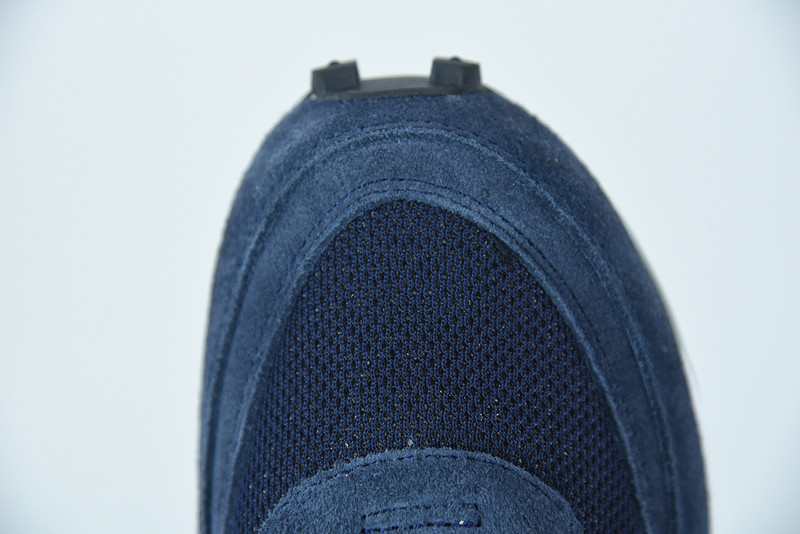 FRAGMENT X SACAI X NIKE LDV WAFFLE 