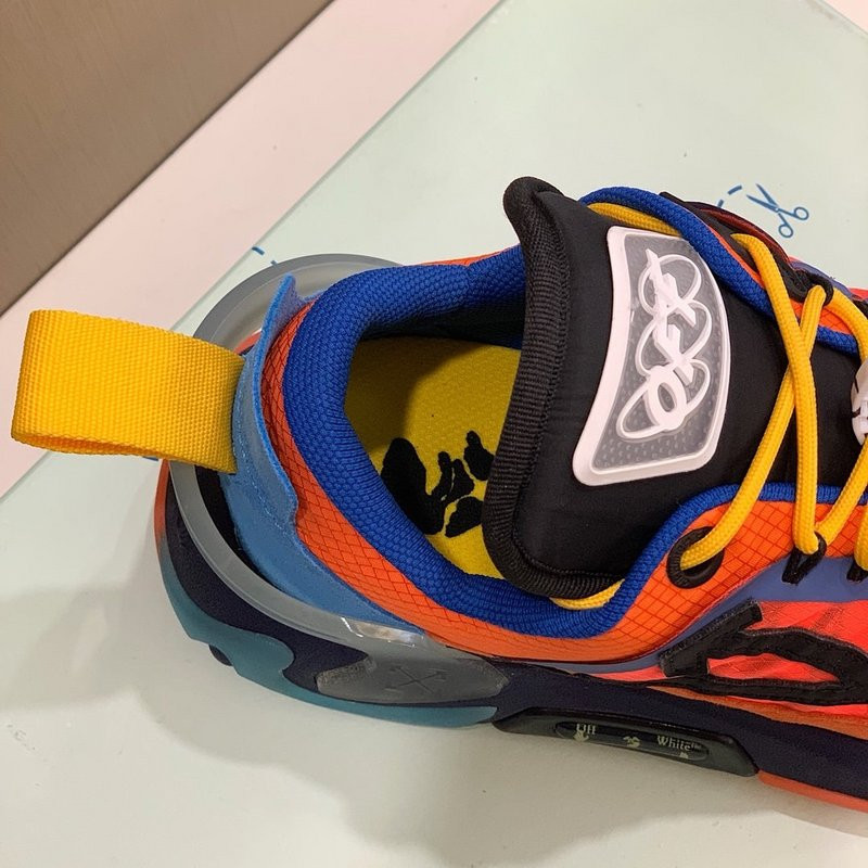 OF C/O ODSY-1000 SNEAKER