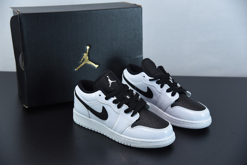 AIR JORDAN 1 LOW WHITE BLACK 553560-103