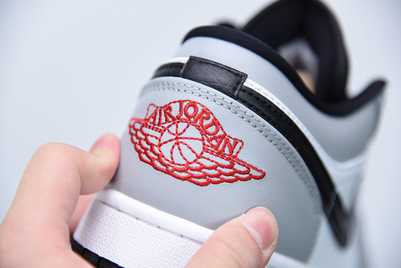 AIR JORDAN 1 LOW LIGHT SMOKE GREY 553558-030