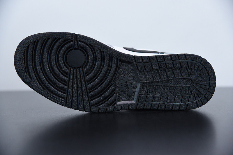 AIR JORDAN 1 LOW LIGHT SMOKE GREY 553558-030