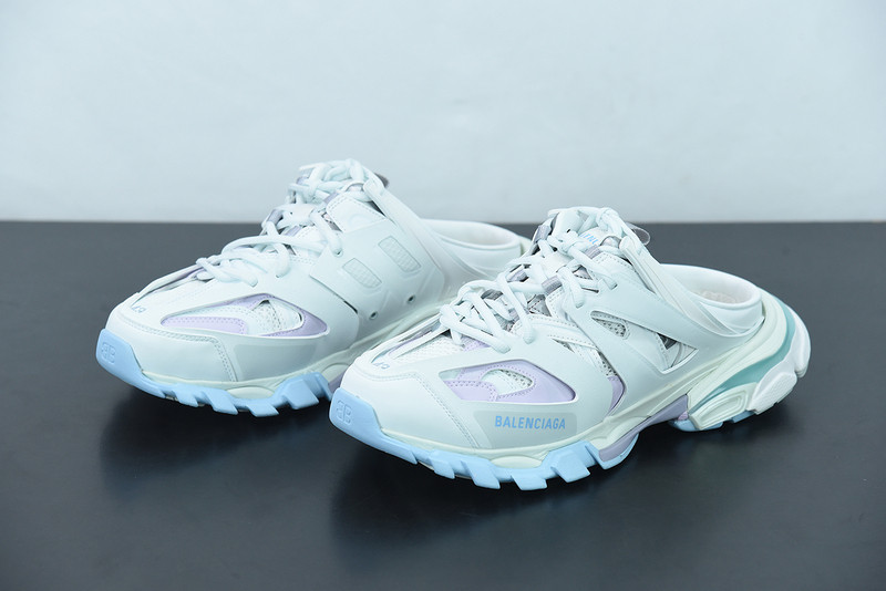 BC TRACK SNEAKER