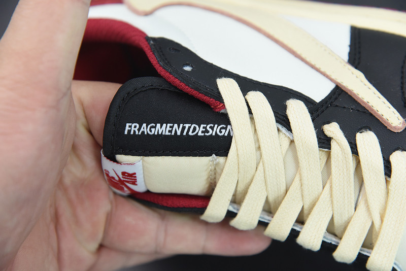 AIR JORDAN 1 LOW X TRAVIS SCOTT