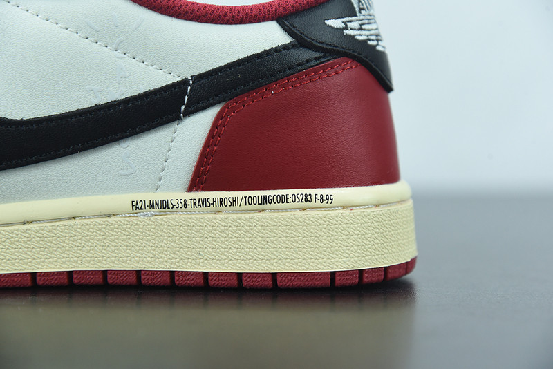 AIR JORDAN 1 LOW X TRAVIS SCOTT