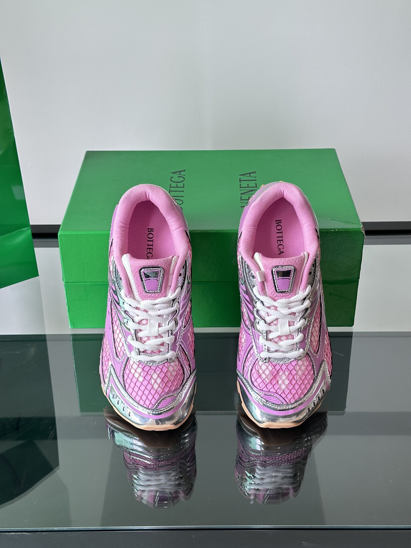 bo*te*ga Ve*ne*ta orbit sneaker