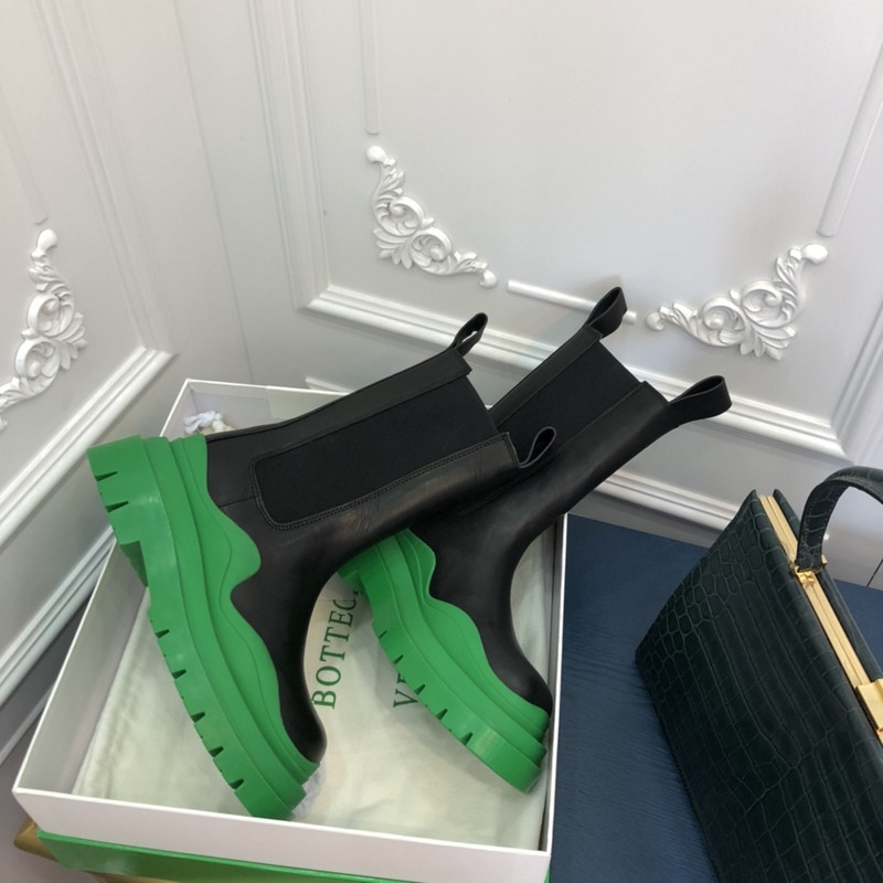 BOTTEGA VENETA SNEAKER