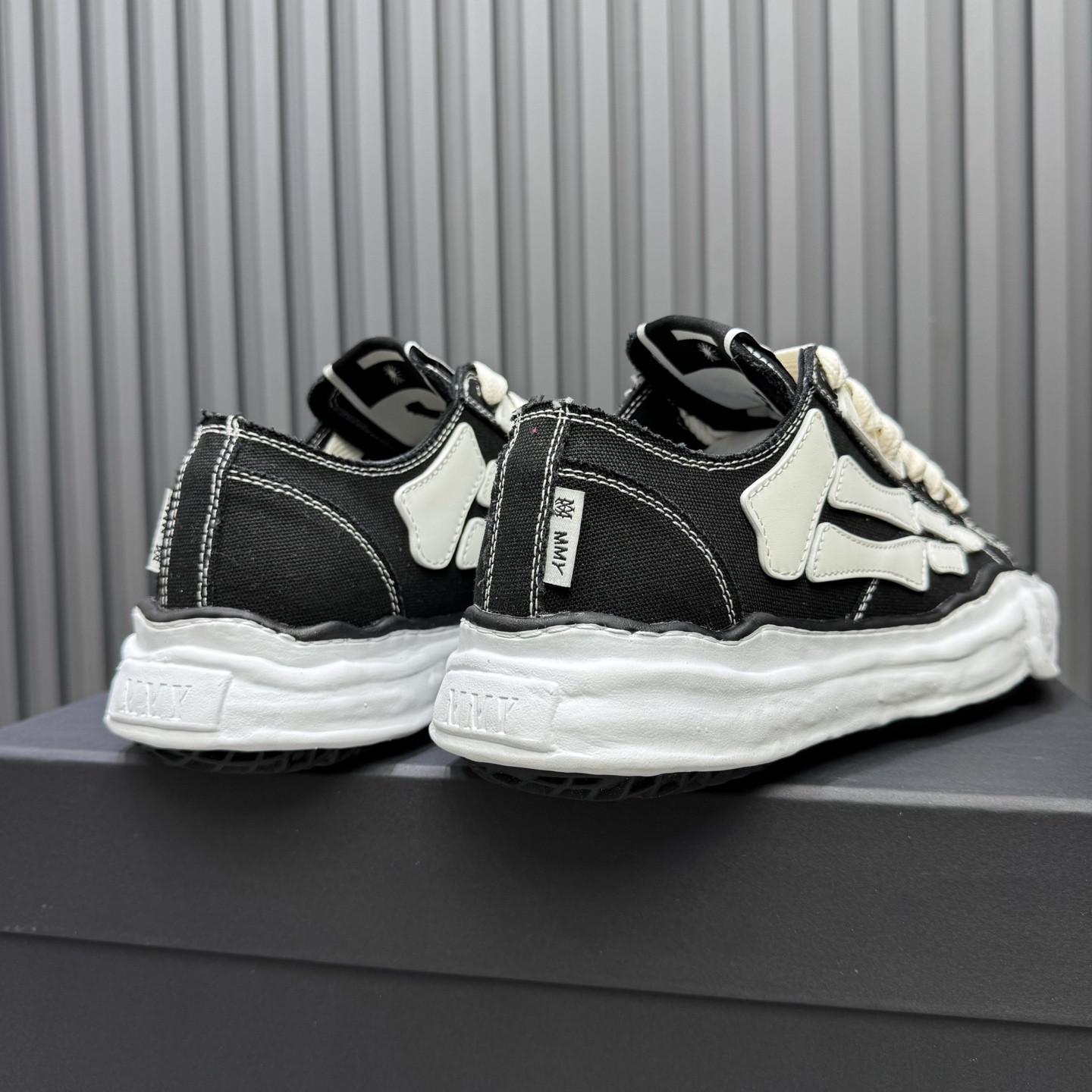 SKEL-TOP LOW SNEAKERS