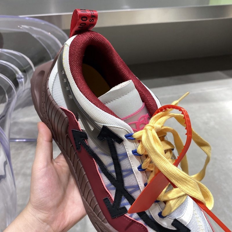 OF C/O ODSY-1000 SNEAKER