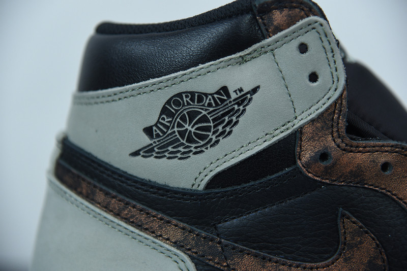 AIR JORDAN 1 High OG “PPATINA” 555088-033