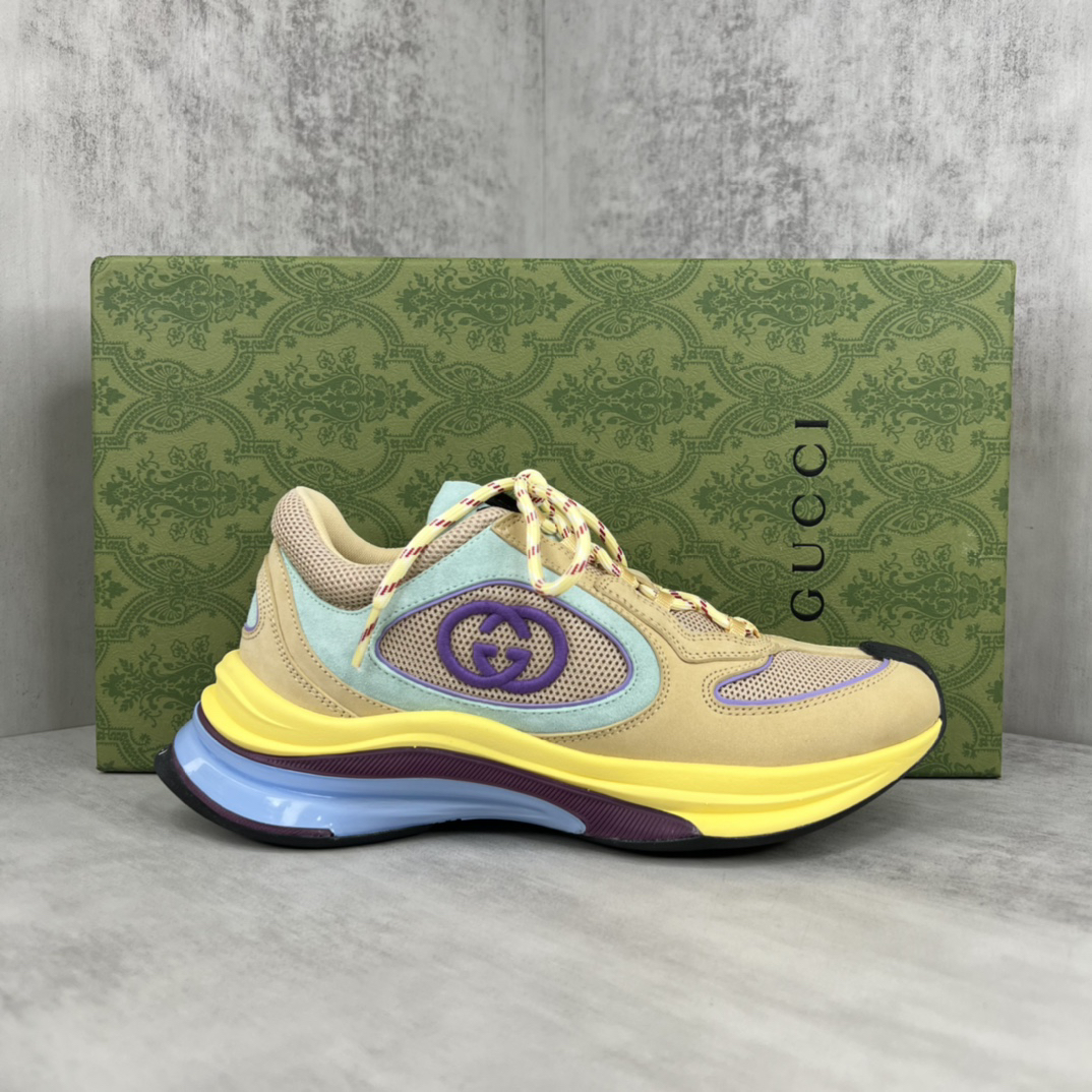 G*u*i sneaker