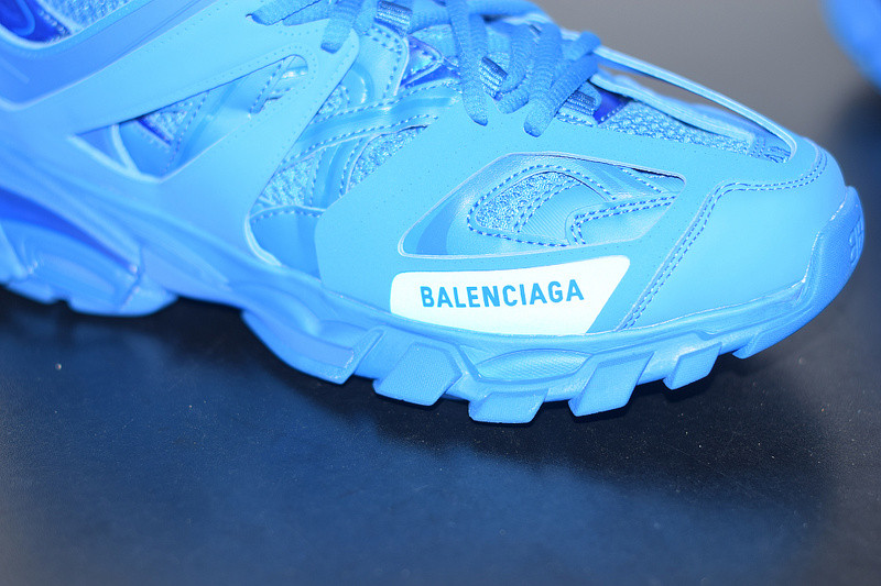 BC TRACK SNEAKER