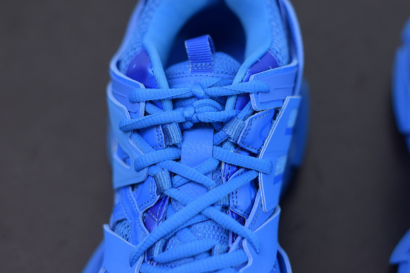 BC TRACK SNEAKER