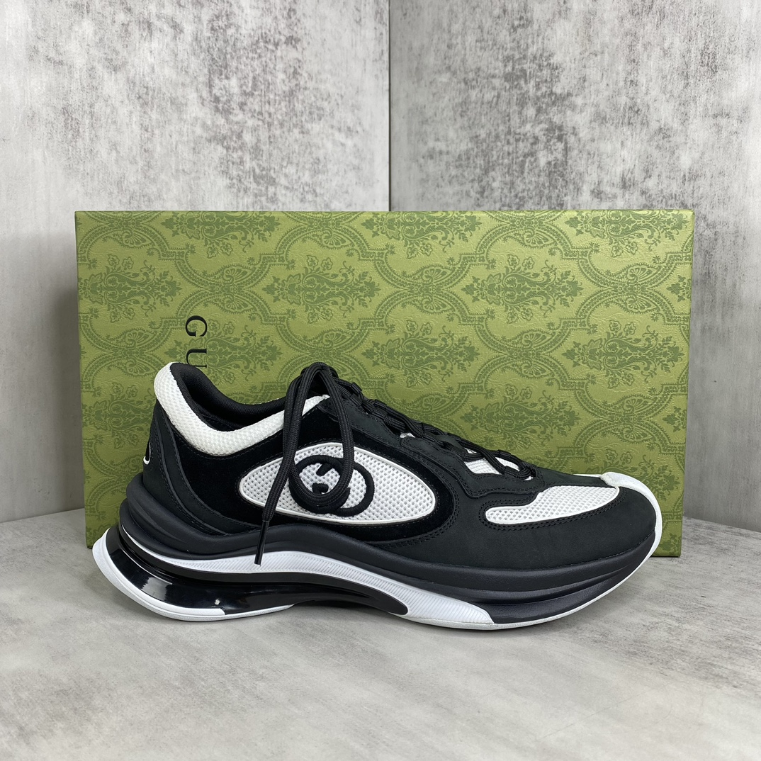 G*u*i sneaker