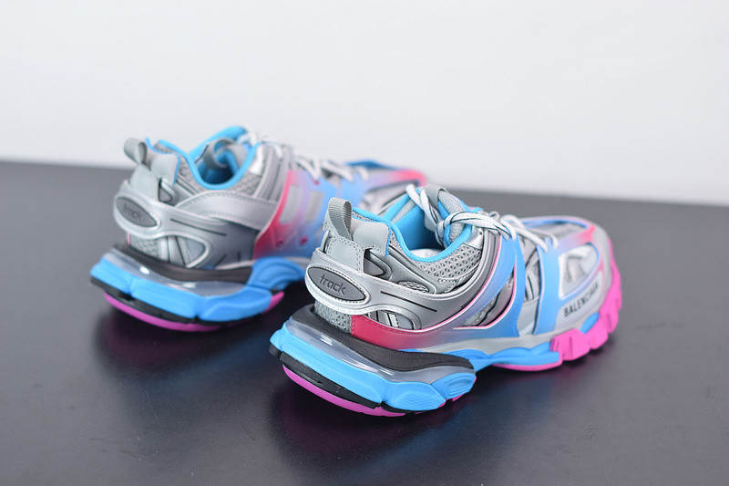 BC TRAINERS TRACK