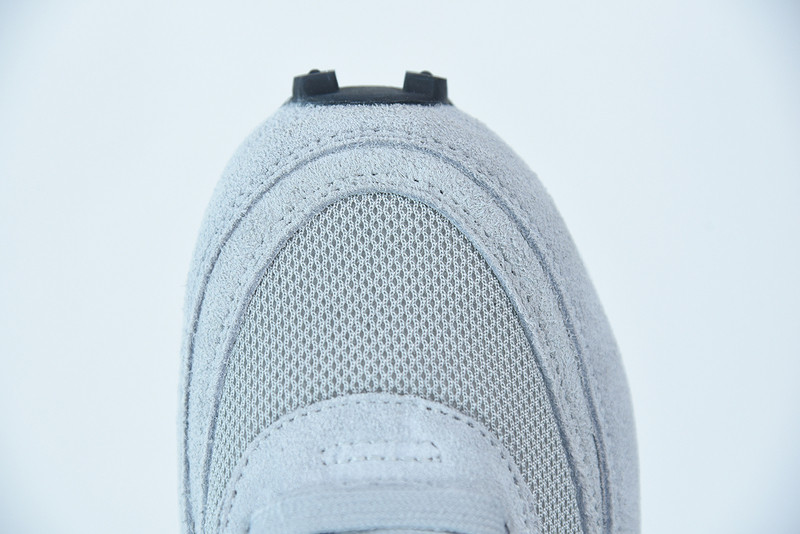 FRAGMENT X SACAI X NIKE LDV WAFFLE “GREY / WHITE” DH2684-001