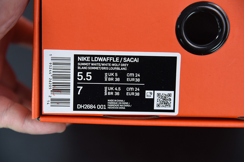 FRAGMENT X SACAI X NIKE LDV WAFFLE “GREY / WHITE” DH2684-001