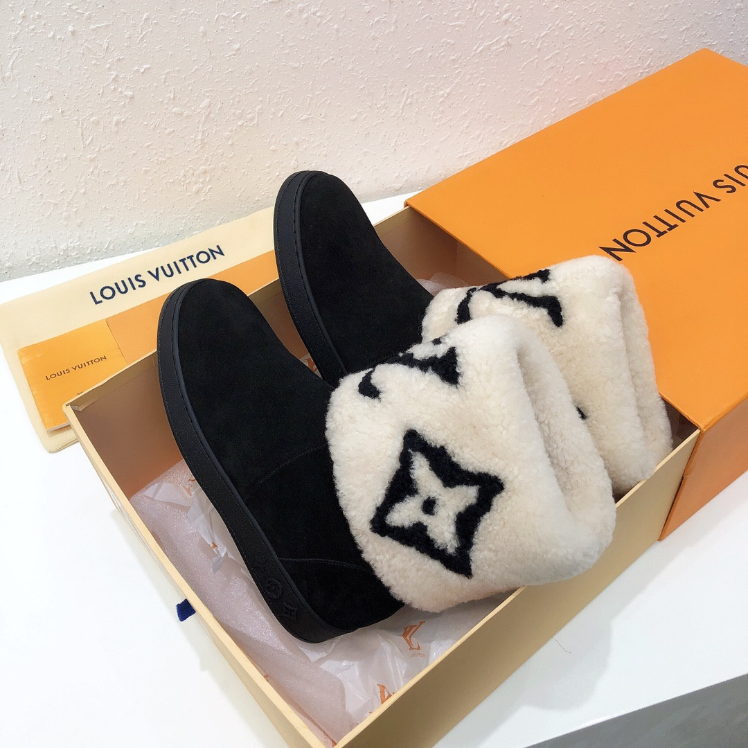 LVT BOOTS