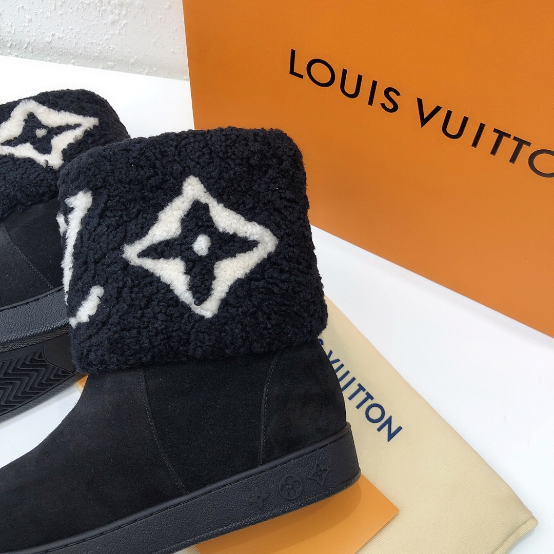 LVT BOOTS