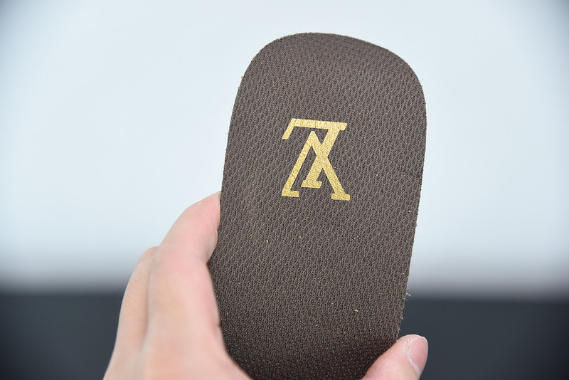 AIR JORDAN 1 OF-LVT AQ0818-158