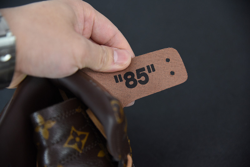 AIR JORDAN 1 OF-LVT AQ0818-158