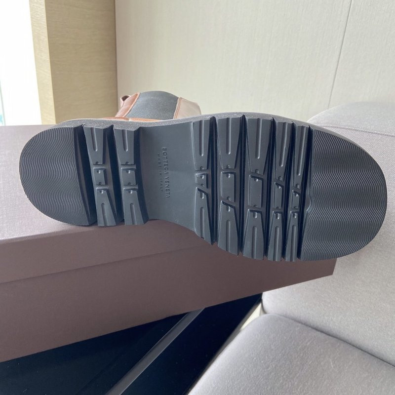 BOTTEGA VENETA SNEAKER