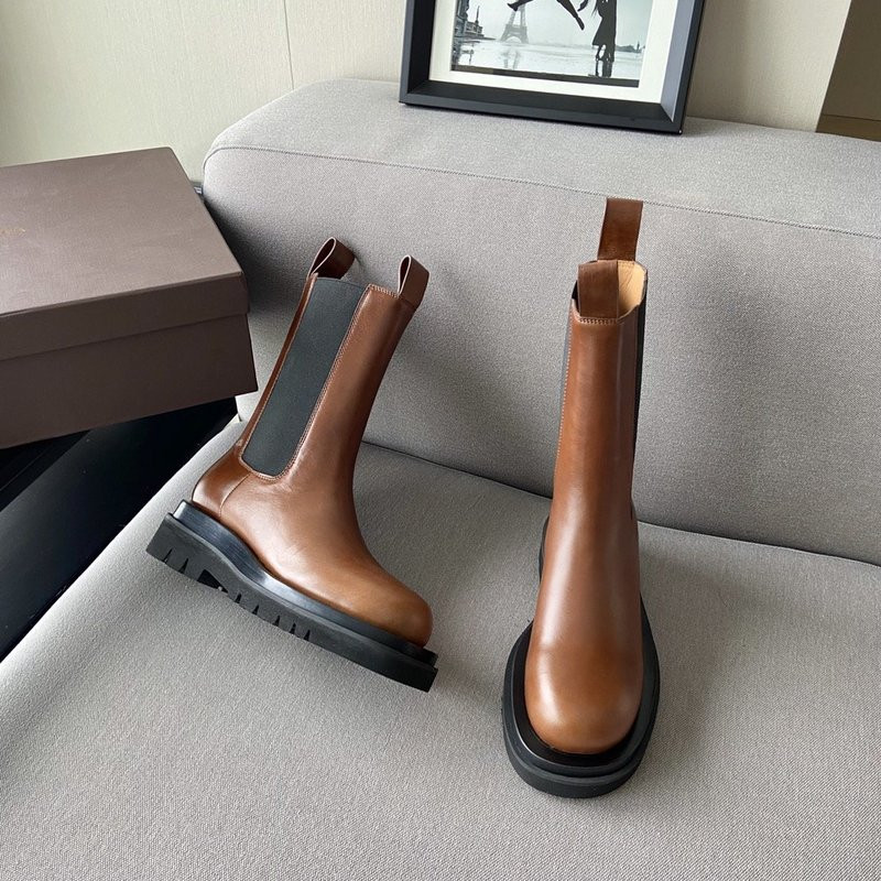 BOTTEGA VENETA SNEAKER