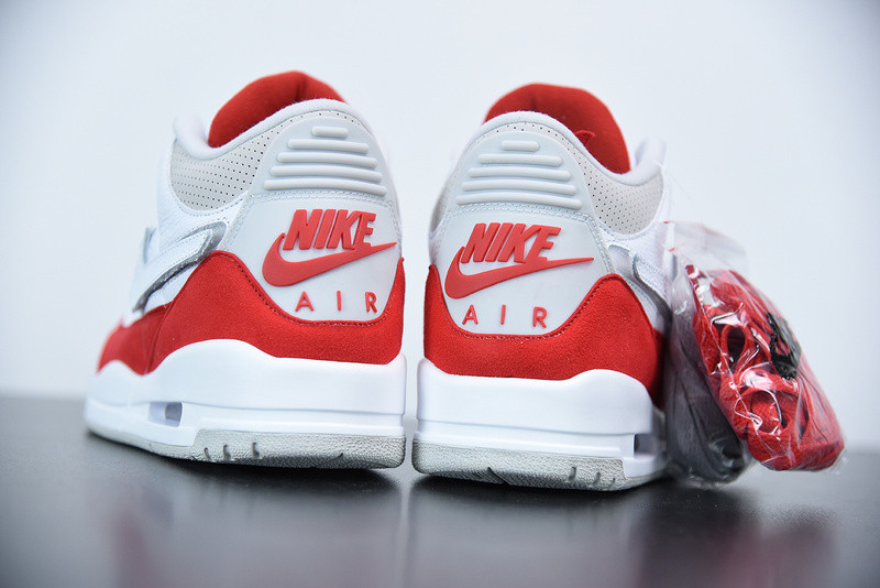 AIR JORDAN 3 RETRO TINKER