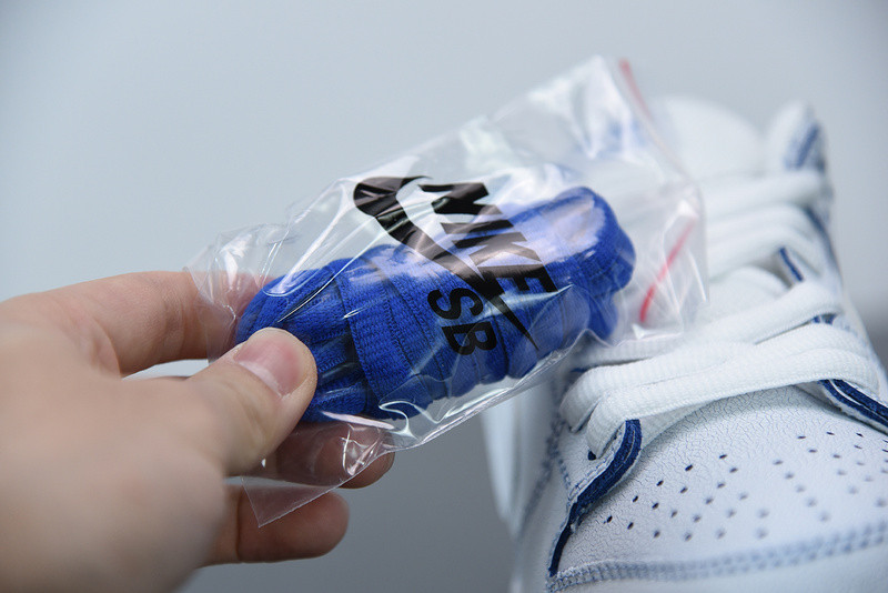 NIKE SB DUNK LOW PREMIUM WHITE GAME ROYAL CJ6884-100