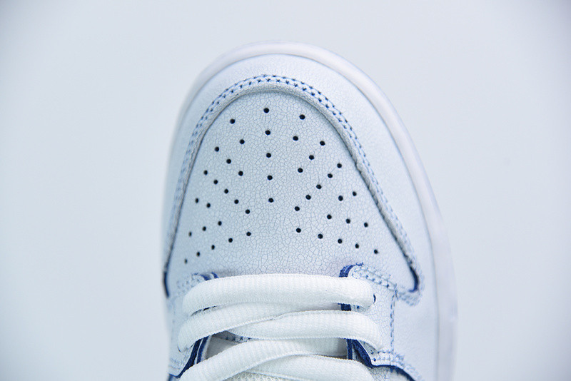 NIKE SB DUNK LOW PREMIUM WHITE GAME ROYAL CJ6884-100