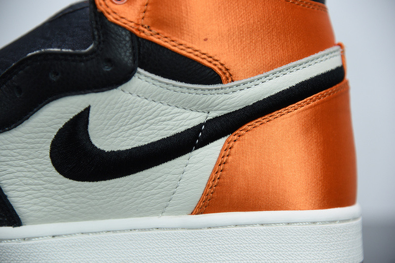 AIR JORDAN 1 RETRO HIGH SATIN SHATTERED BACKBOARD  AV3725-010