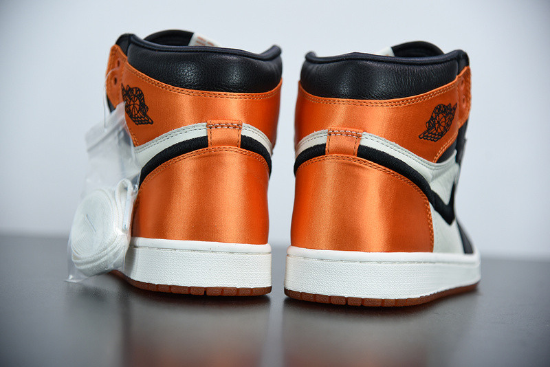 AIR JORDAN 1 RETRO HIGH SATIN SHATTERED BACKBOARD  AV3725-010
