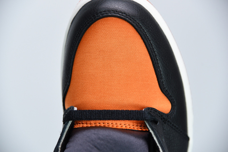 AIR JORDAN 1 RETRO HIGH SATIN SHATTERED BACKBOARD  AV3725-010