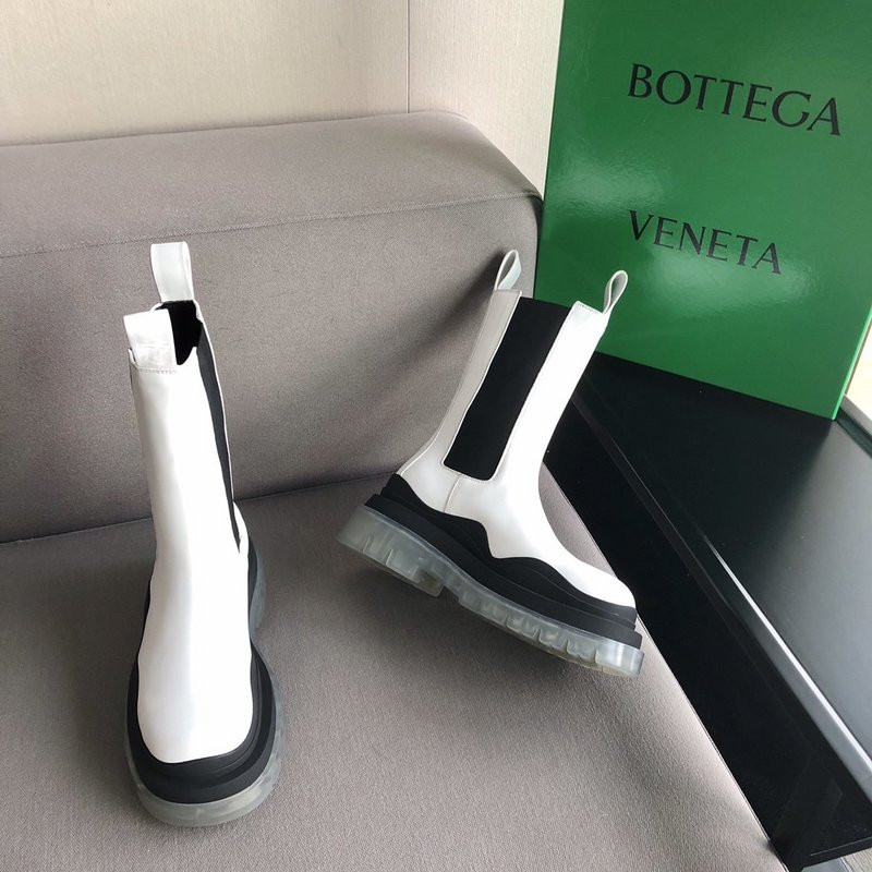 BOTTEGA VENETA SNEAKER