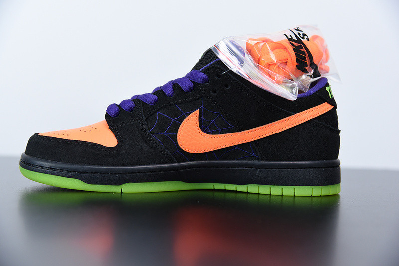 NIKE SB DUNK LOW NIGHT OF MISCHIEF BQ6817-006