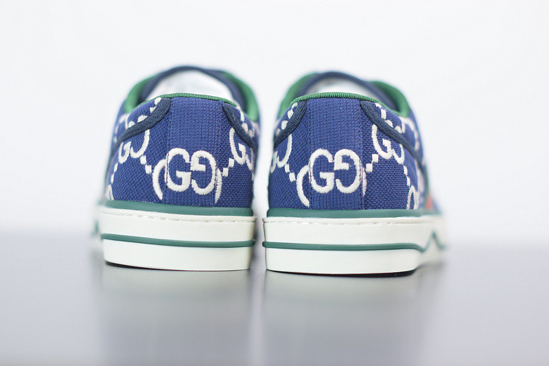 G*u*i sneaker