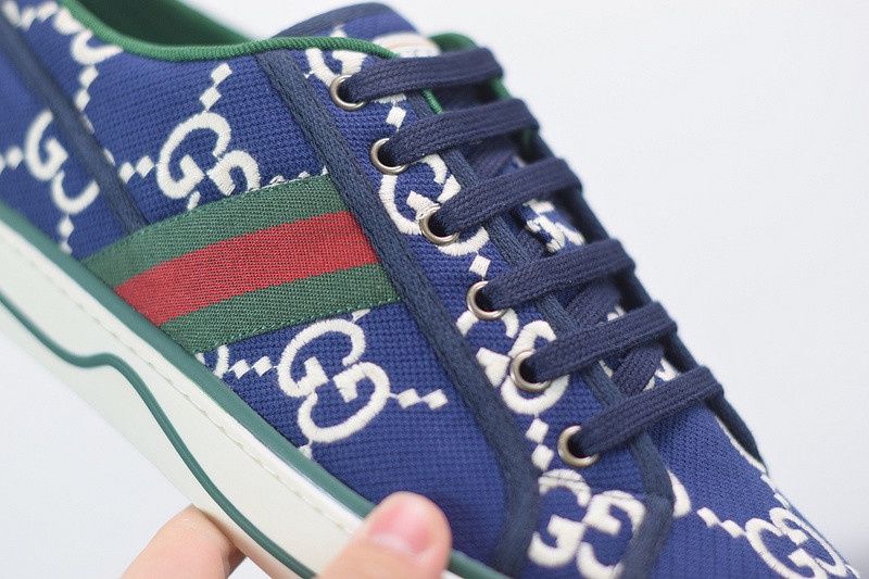 G*u*i sneaker