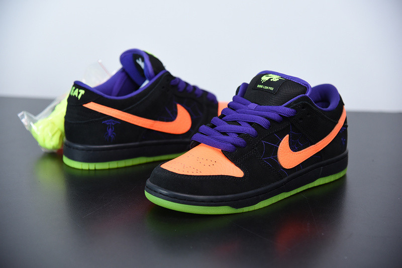 NIKE SB DUNK LOW NIGHT OF MISCHIEF BQ6817-006