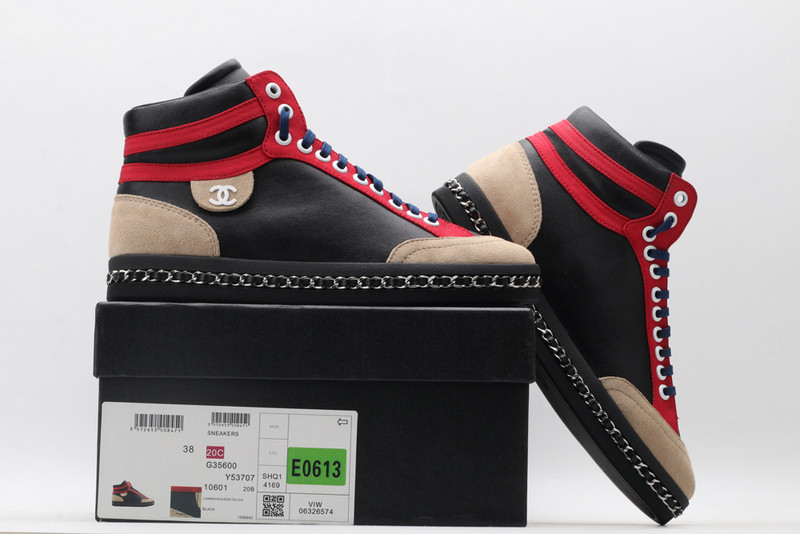 Chanel Sneaker