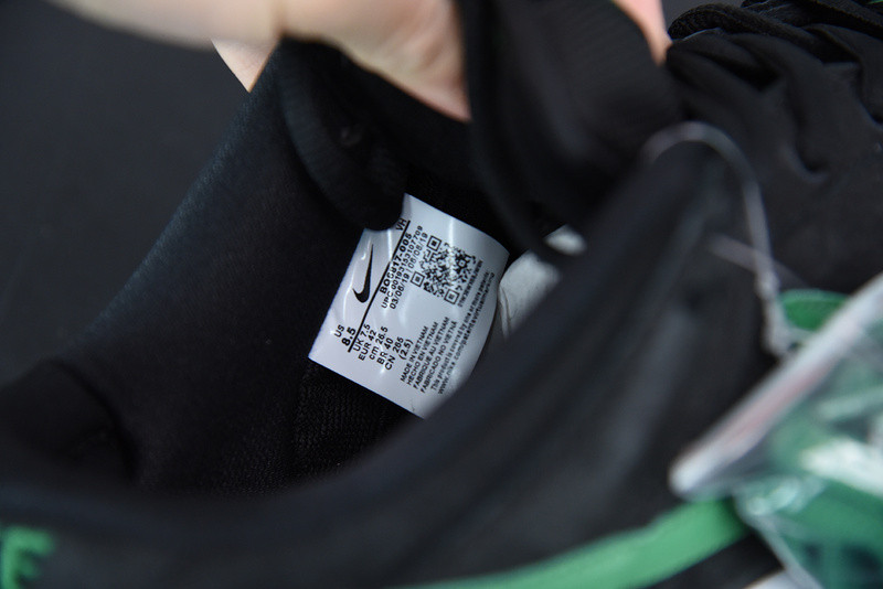 NIKE SB DUNK LOW PRO SB 