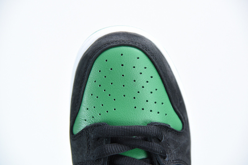 NIKE SB DUNK LOW PRO SB 