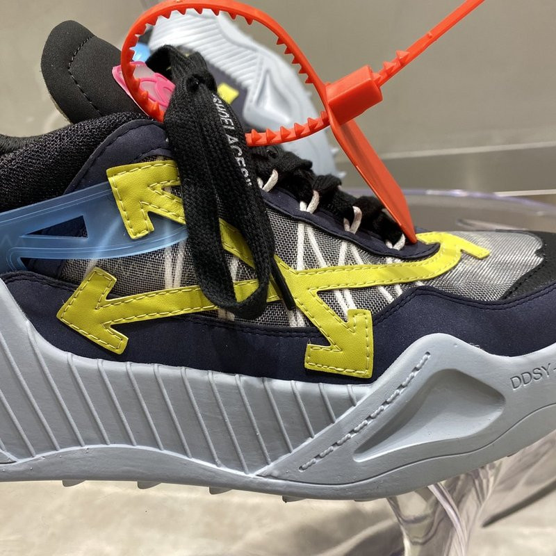 OF C/O ODSY-1000 SNEAKER