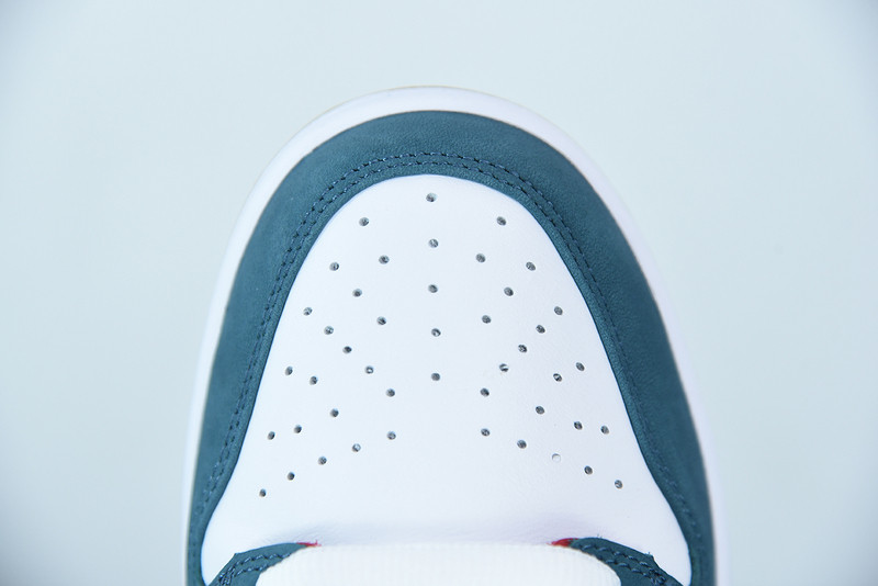 PARRA X NIKE SB DUNK LOW DH7695-100