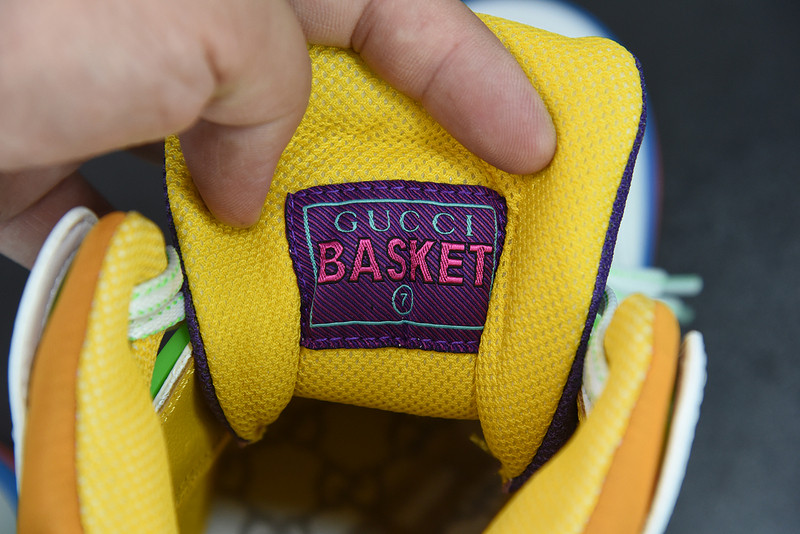 G*u*i sneaker