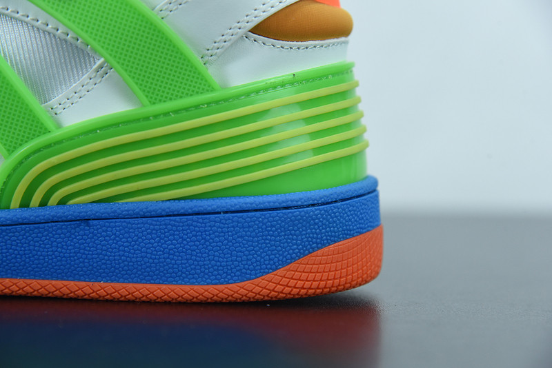 G*u*i sneaker