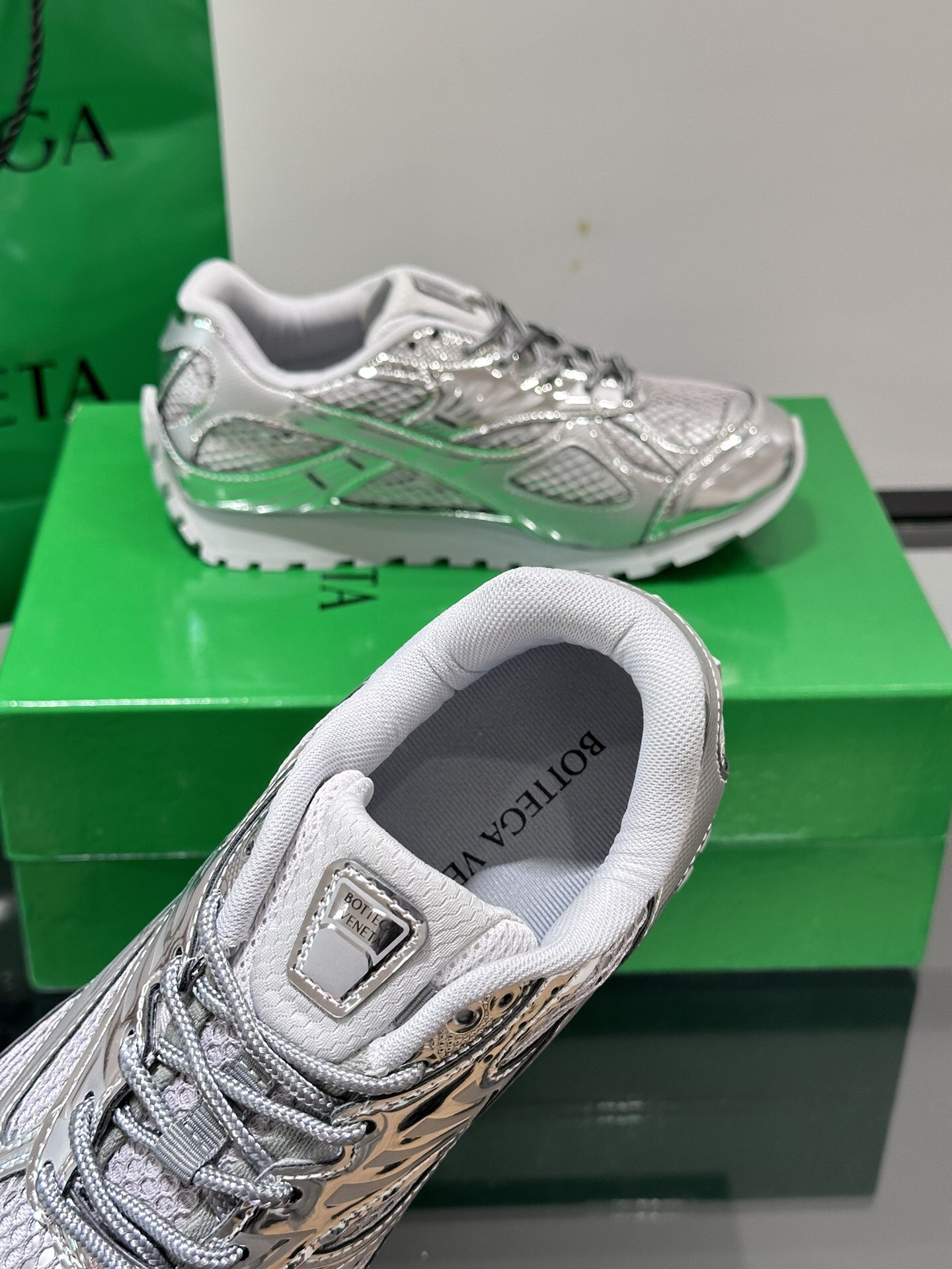 bo*te*ga Ve*ne*ta orbit sneaker