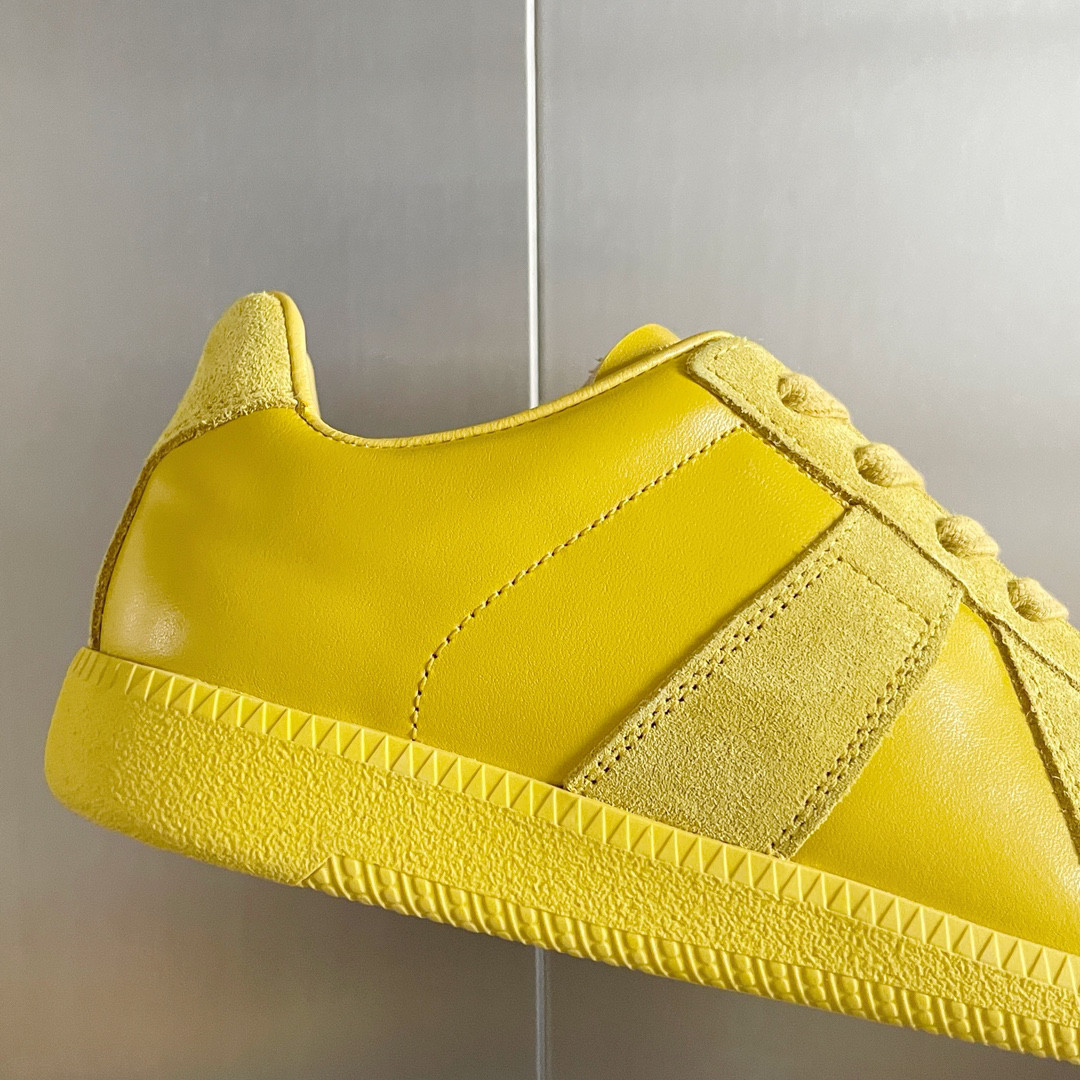 ma*s*n Ma*i*la sneaker