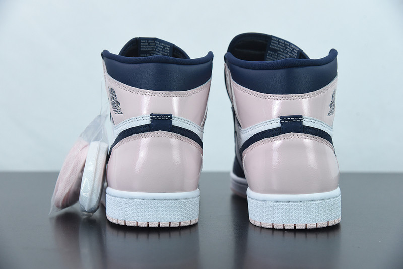 AIR JORDAN 1 HIGH OG “ATMOSPHERE” DD9335-641