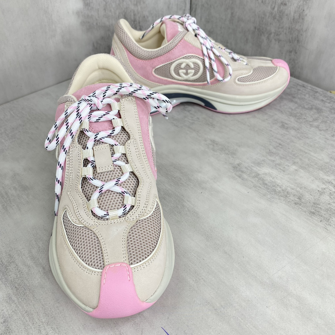 G*u*i sneaker